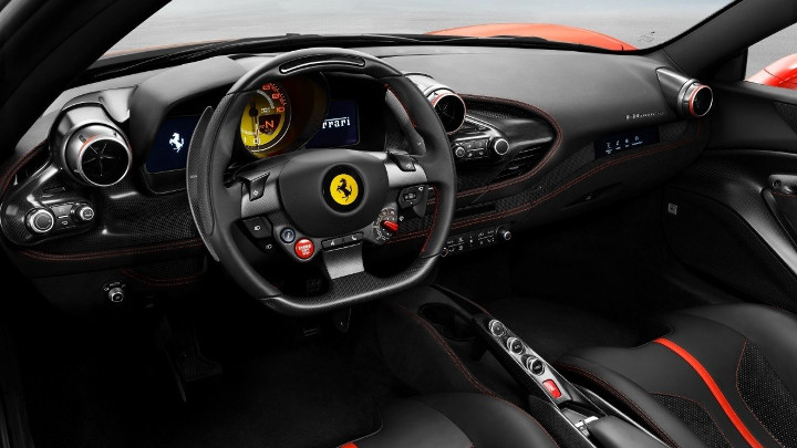 Ferrari F8 Tributo interieur